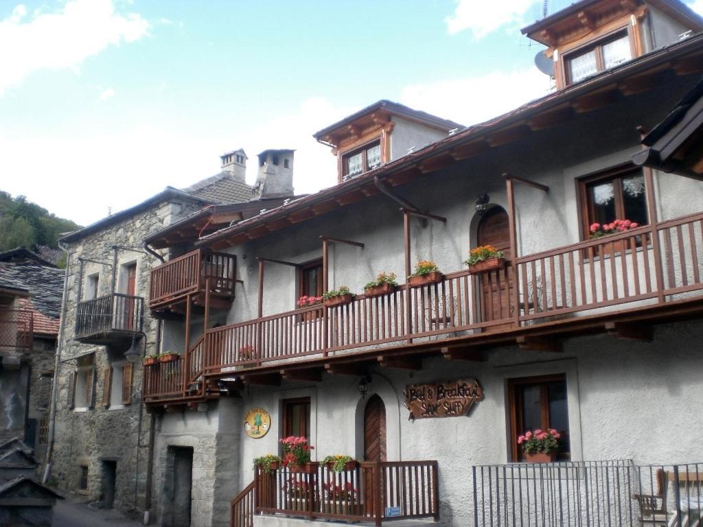 Maison Sam' Suffy Challand Saint Victor Exterior photo